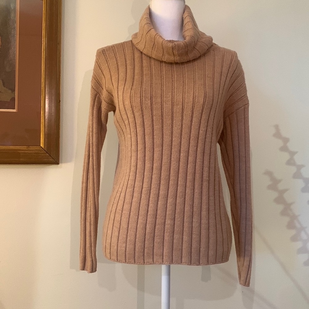 Lord and Taylor Tan, knit, Cowl /Turtle neck sweater, excellent condition,XS